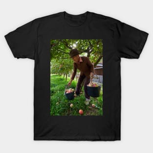 Senior farmer picking apples T-Shirt